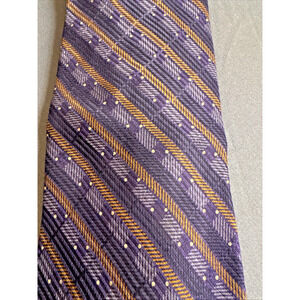 Todays Man NeckTie Mens 100% Silk Made In Italy Blue and Gold Classic Length‎
